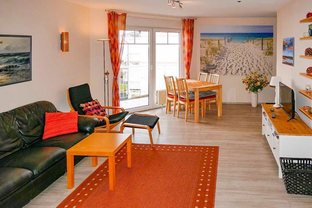 Ferienappartement Fraenzi Mit Herr Sassnitz Extérieur photo